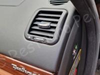 Maserati Quattroporte – Restauro completo delle plastiche appiccicose - La bocchetta aria laterale. (DOPO)