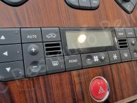 Maserati Quattroporte – Restauro completo delle plastiche appiccicose - Il climatizzatore automatico. (DOPO)