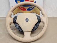 Maserati Grancabrio – Restauro completo dell’interno (pelle e plastiche) - Il volante. (DOPO)