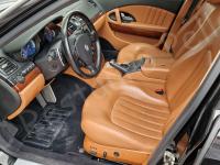 Maserati Quattroporte – Restauro completo delle plastiche appiccicose - Panoramica abitacolo lato guida. (PRIMA)