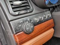 Maserati Quattroporte – Restauro completo delle plastiche appiccicose - Comando accensione luci e servizi secondari. (PRIMA)